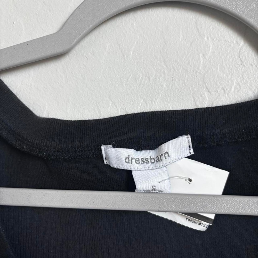dressbarn sleeveless tank - Picture 2 of 3